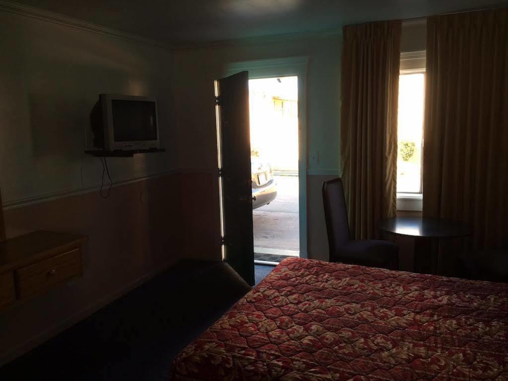 Hamlet Motel Ньюмен Екстер'єр фото