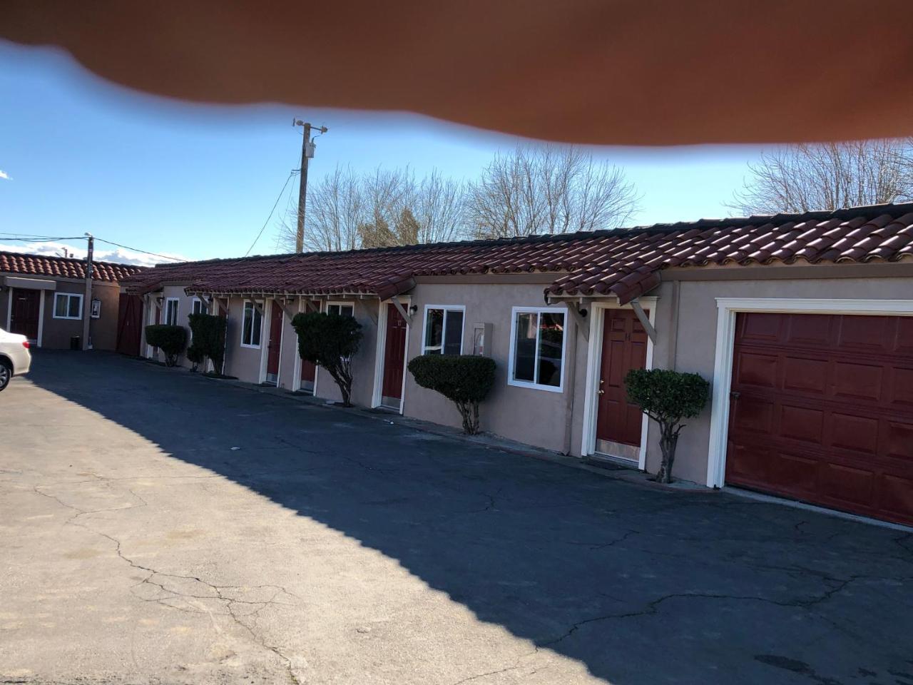 Hamlet Motel Ньюмен Екстер'єр фото